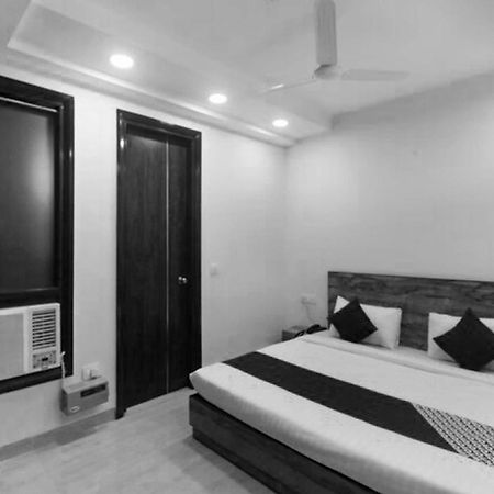 Super Hotel O Comfort Residency Near Artemis Hospital Gurgaon Esterno foto